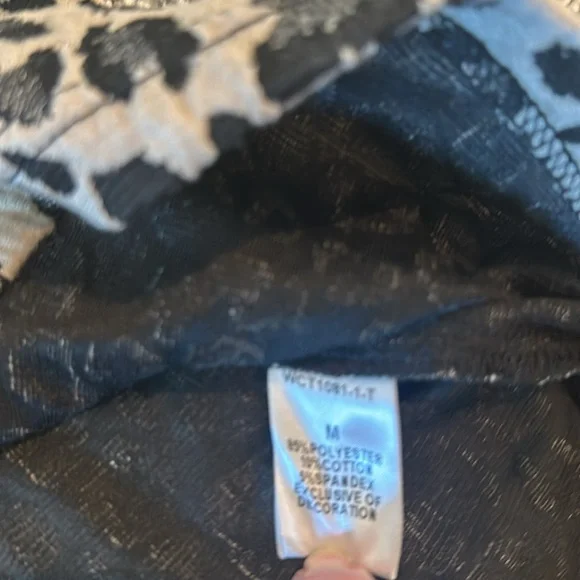 NWT THML Ruffle Sleeve Knit Leopard Print Top Sz M - Picture 6 of 8